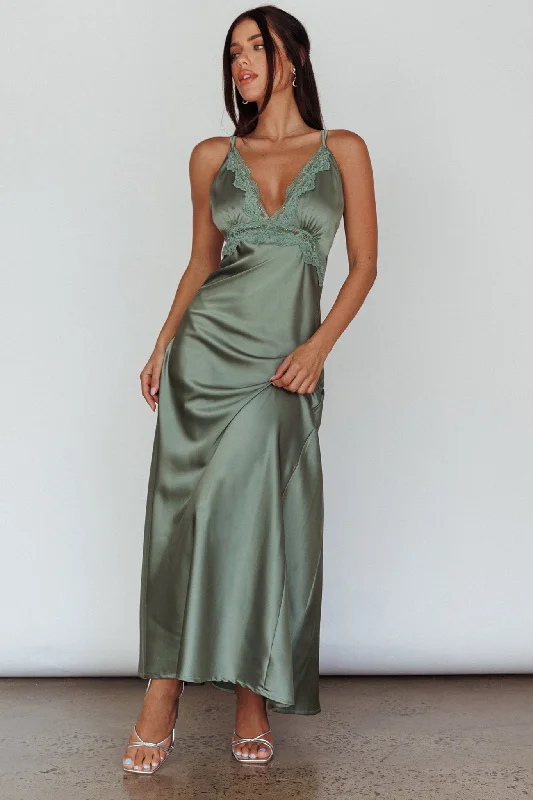 Midi dresses with ruched sleeves for a more fitted and stylish arm look Signature Lace Trim Midi Dress Sage Midi dresses with ruched sleeves for a more fitted and stylish arm look Signature Lace Trim Midi Dress Sage