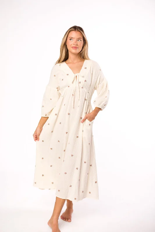 Midi dresses with ruched bodices for a feminine and fitted feel Hunter 100% Cotton Gauze Midi Dress in Soy/Pink Floral - Bump Friendly Midi dresses with ruched bodices for a feminine and fitted feel Hunter 100% Cotton Gauze Midi Dress in Soy/Pink Floral - Bump Friendly