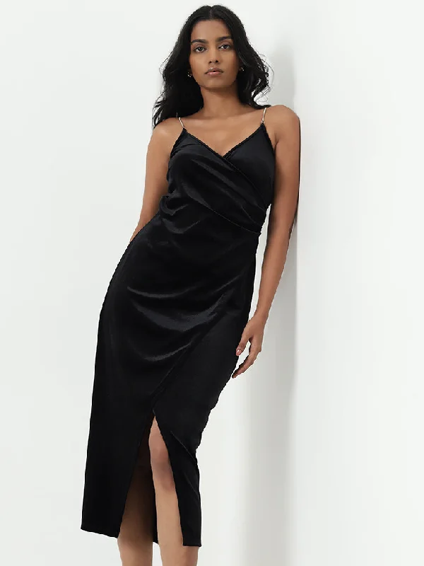 Mini dresses with spaghetti straps for a delicate look Wardrobe Black Velveteen Bodycon Dress Mini dresses with spaghetti straps for a delicate look Wardrobe Black Velveteen Bodycon Dress