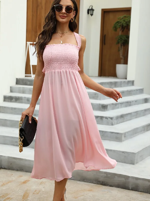 Midi dresses with printed lining for a hidden and stylish detail KittenAlarm - Tube top dress halter bow tie dress Midi dresses with printed lining for a hidden and stylish detail KittenAlarm - Tube top dress halter bow tie dress
