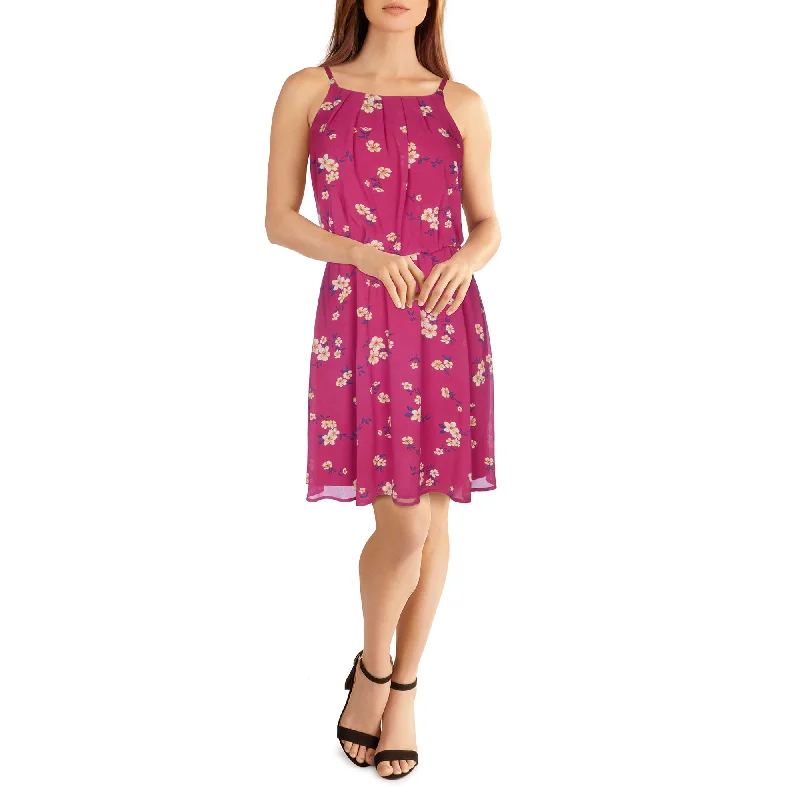 Sequined mini dresses for New Year's Eve lily morgan Women's Trendsetters Pleated Short Dress Sequined mini dresses for New Year's Eve lily morgan Women's Trendsetters Pleated Short Dress