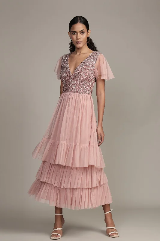 Midi dresses with belted waists to accentuate the figure Maddie Embellished Midi in Dusty Pink Midi dresses with belted waists to accentuate the figure Maddie Embellished Midi in Dusty Pink