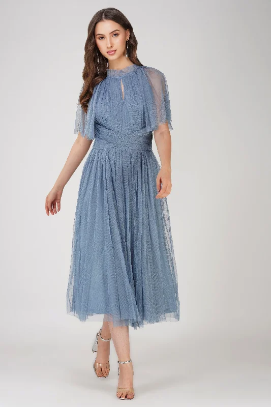 Midi dresses with side slits for a sexy and elegant appearance Cristiane Dusty Blue Tulle Midi Dress Midi dresses with side slits for a sexy and elegant appearance Cristiane Dusty Blue Tulle Midi Dress