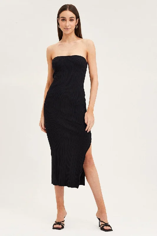 Midi dresses with ruffled sleeves for a more feminine and voluminous look Black Bandeau Knit Midi Dress Midi dresses with ruffled sleeves for a more feminine and voluminous look Black Bandeau Knit Midi Dress