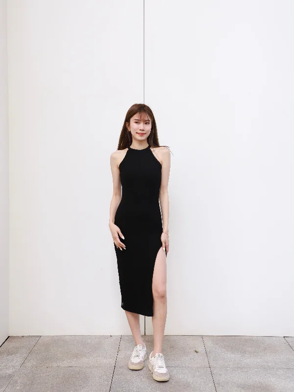 Midi dresses with side slits for a sexy and elegant appearance (ashchic made) Crewneck Slit Maxi Dress Midi dresses with side slits for a sexy and elegant appearance (ashchic made) Crewneck Slit Maxi Dress