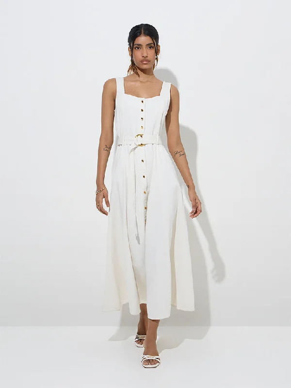 Mini dresses with beaded embellishments for a fancy event LOV White Solid A-Line Cotton Dress with Belt Mini dresses with beaded embellishments for a fancy event LOV White Solid A-Line Cotton Dress with Belt