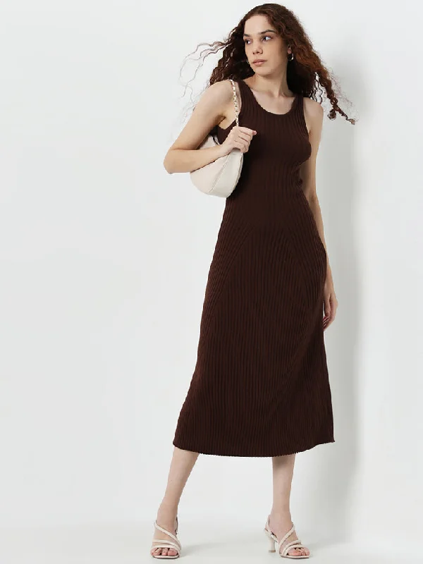 Mini dresses with tiered skirts for added volume Nuon Dark Brown Ribbed Textured Cotton Straight Dress