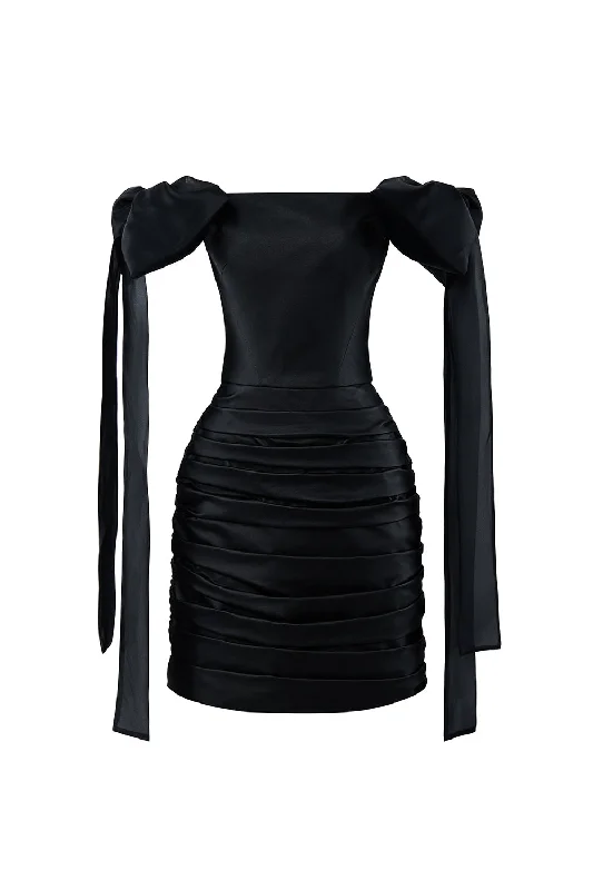 Mini dresses with tassel accents for a fun touch Eclatara A-line Pleated Leather Mini Dress Mini dresses with tassel accents for a fun touch Eclatara A-line Pleated Leather Mini Dress
