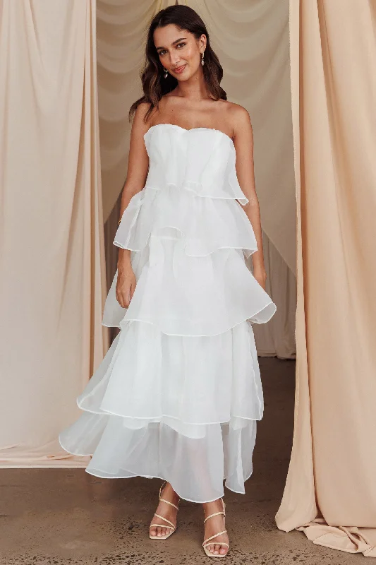Midi dresses with fringe details for a fun and energetic style Behati Tiered Layer Midi Dress White Midi dresses with fringe details for a fun and energetic style Behati Tiered Layer Midi Dress White
