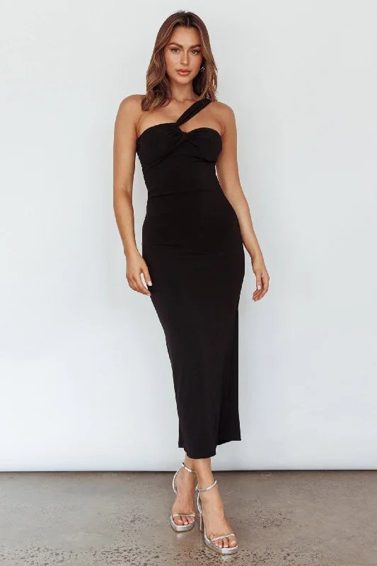 Midi dresses with metallic threads for a glamorous evening event Trinny One-Shoulder Ruched Back Midi Dress Black Midi dresses with metallic threads for a glamorous evening event Trinny One-Shoulder Ruched Back Midi Dress Black