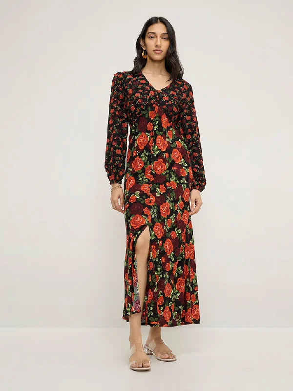 Mini dresses with empire waists for a flattering fit LOV Black Floral Design A-Line Dress Mini dresses with empire waists for a flattering fit LOV Black Floral Design A-Line Dress
