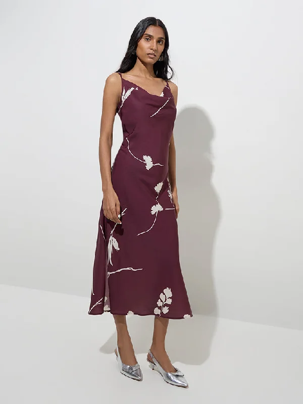 Mini dresses with geometric prints for a modern aesthetic Wardrobe Burgundy Floral Printed Slip Dress Mini dresses with geometric prints for a modern aesthetic Wardrobe Burgundy Floral Printed Slip Dress