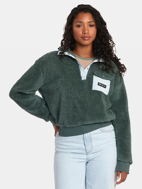 Plus Size Women's Metallic - Finish Joggers for a Stylish LoungeOff Grid Sherpa Fleece Plus Size Women's Metallic - Finish Joggers for a Stylish LoungeOff Grid Sherpa Fleece