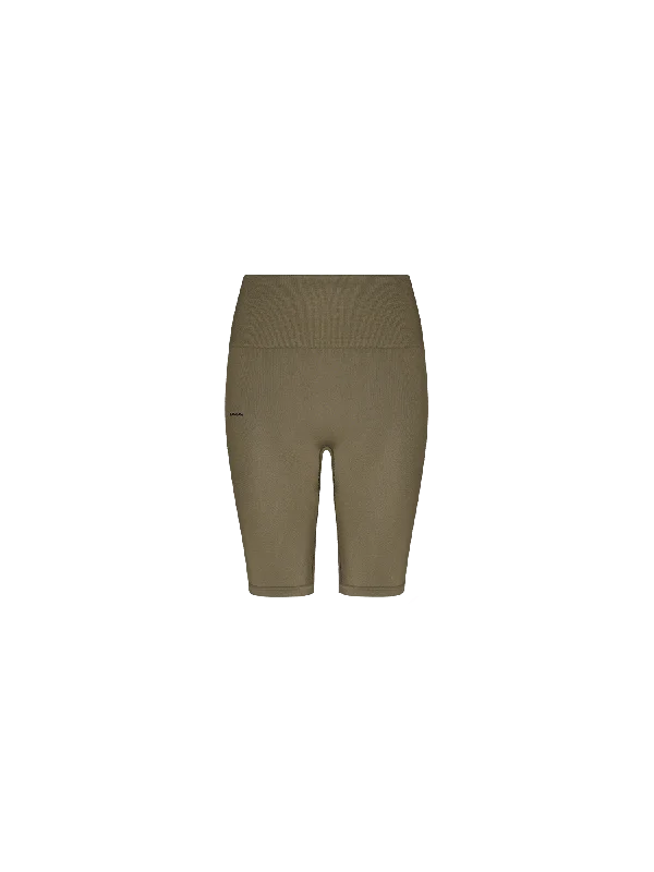Plus Size Women's Patchwork - Design Jeans for a Unique AppearanceWomen's Plant-Stretch Compressive Cycle Shorts—Soil Brown Plus Size Women's Patchwork - Design Jeans for a Unique AppearanceWomen's Plant-Stretch Compressive Cycle Shorts—Soil Brown
