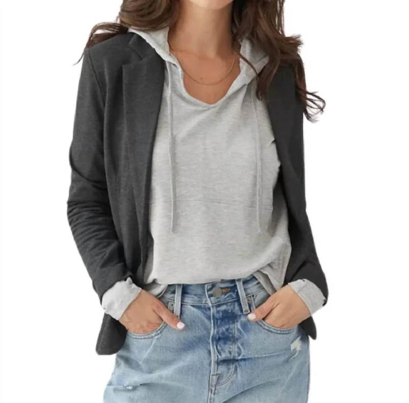 Women's Tailored Stretch Blazers in Navy Blue for Business MeetingsOne Button Blazer In Cuir Women's Tailored Stretch Blazers in Navy Blue for Business MeetingsOne Button Blazer In Cuir