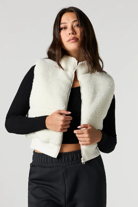 Petite women's wool blend coats with a tailored fit for a flattering silhouetteSherpa Cropped Vest Petite women's wool blend coats with a tailored fit for a flattering silhouetteSherpa Cropped Vest