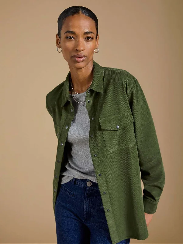 Checkered women's wool coats in a classic pattern for a timeless styleBeata Organic Corduroy Relaxed Shirt | Light Khaki Checkered women's wool coats in a classic pattern for a timeless styleBeata Organic Corduroy Relaxed Shirt | Light Khaki