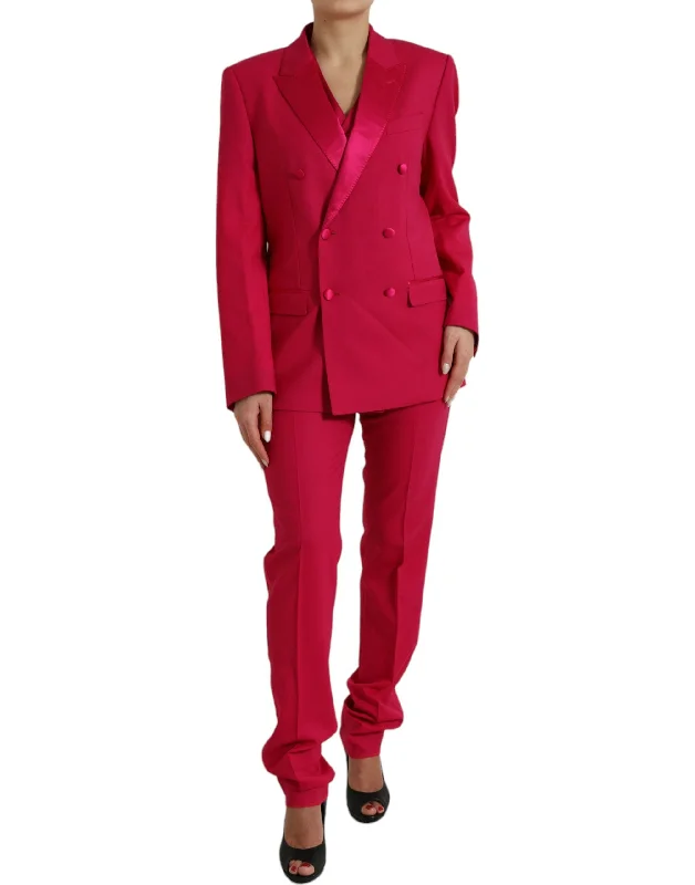 Long women's mac coats in a lightweight fabric for spring showersDolce & Gabbana Elegant Red Slim Fit 3 Piece Martini Women's Suit Long women's mac coats in a lightweight fabric for spring showersDolce & Gabbana Elegant Red Slim Fit 3 Piece Martini Women's Suit