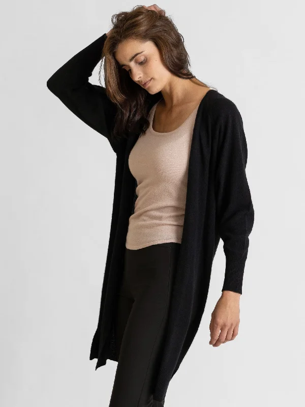 hand knitted women cardigan with artisanal charmCashmere cardigan "Linnea" - black