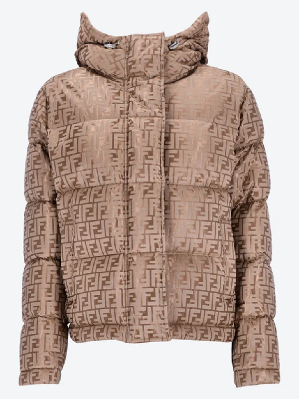 Embroidered women's cotton coats in a bohemian pattern for a unique designFf nylon down jacket Embroidered women's cotton coats in a bohemian pattern for a unique designFf nylon down jacket