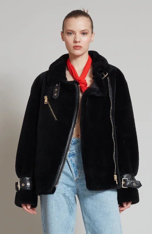 Checkered women's wool coats in a classic pattern for a timeless styleNicole Benisti Womens Grand Shearling Coat Checkered women's wool coats in a classic pattern for a timeless styleNicole Benisti Womens Grand Shearling Coat