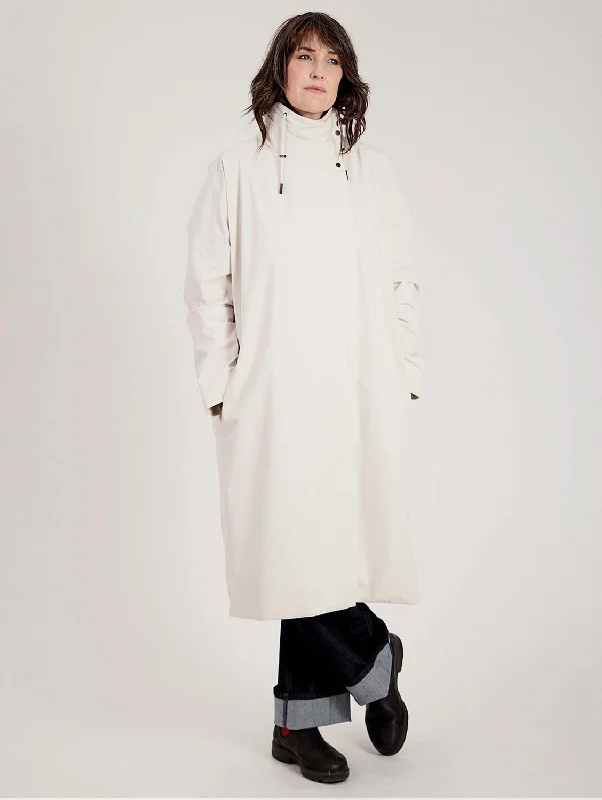 Shearling - lined women's leather coats for ultimate warmth and luxuryThe Odyssey Waterproof Atmosphere Raincoat | White Shearling - lined women's leather coats for ultimate warmth and luxuryThe Odyssey Waterproof Atmosphere Raincoat | White