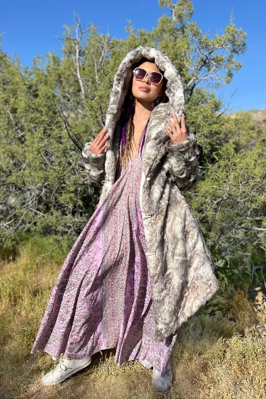 Embroidered women's cotton coats in a bohemian pattern for a unique designWomen's Desert Warrior Coat in "Desert Wolf" Embroidered women's cotton coats in a bohemian pattern for a unique designWomen's Desert Warrior Coat in "Desert Wolf"