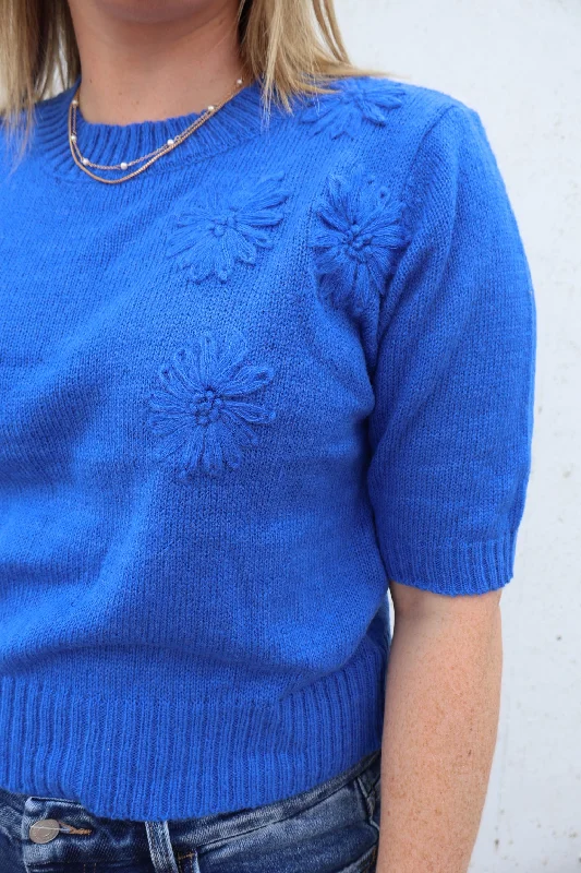 Cropped Women's Angora Blend Sweaters for a Trendy LookPinch Short Sleeve 3D embroidered floral sweater Cropped Women's Angora Blend Sweaters for a Trendy LookPinch Short Sleeve 3D embroidered floral sweater
