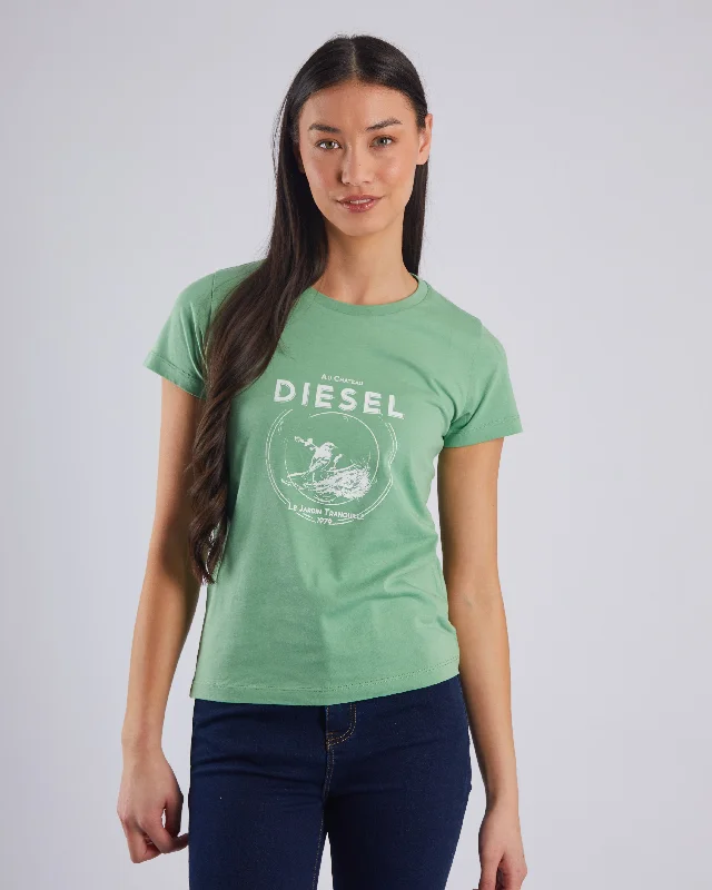 Pocketed Women T Shirt for Added FunctionalityJosephina Tee Jadesheen