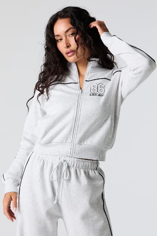 Women's pullover hoodie with a side slit for a modern and relaxed fitGraphic Fleece Zip-Up Cropped Sweatshirt Women's pullover hoodie with a side slit for a modern and relaxed fitGraphic Fleece Zip-Up Cropped Sweatshirt