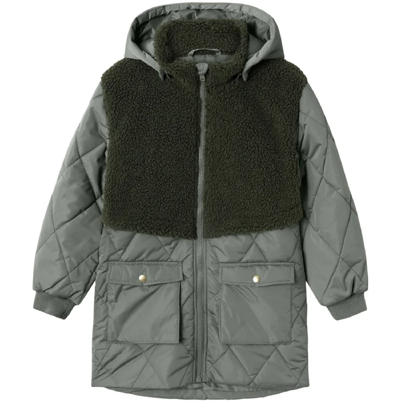 Women's bomber jackets with a holographic finish for a futuristic and eye - catching lookName It Agave Green Mika Long Jacket Women's bomber jackets with a holographic finish for a futuristic and eye - catching lookName It Agave Green Mika Long Jacket