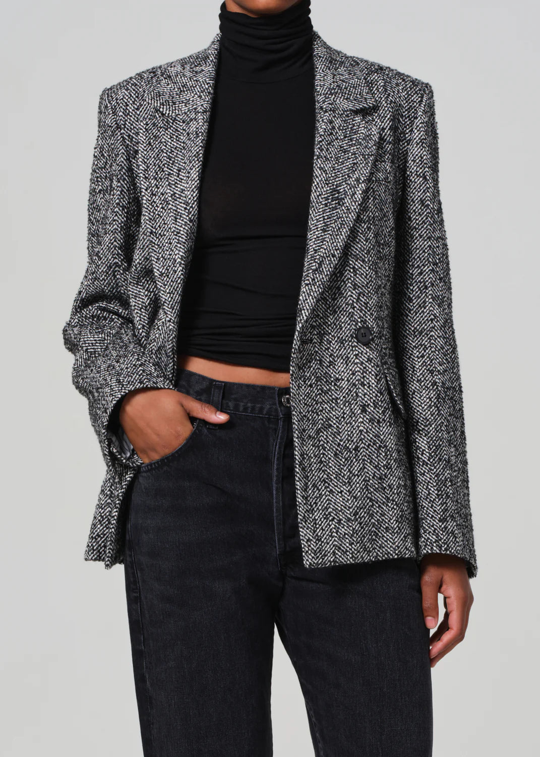 Women's bomber jackets with floral embroidery for a feminine and unique designPeppered Herringbone Matteau Women's bomber jackets with floral embroidery for a feminine and unique designPeppered Herringbone Matteau