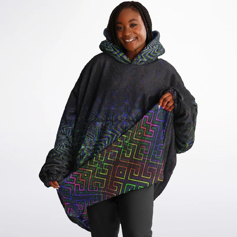 Women's fleece - lined hoodie with thumbholes for warmth in winterPrismaze X Starseed Reversible Snug hoodie Women's fleece - lined hoodie with thumbholes for warmth in winterPrismaze X Starseed Reversible Snug hoodie