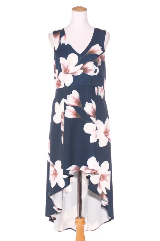Maxi Women Dress with Floral Print for a Bohemian Vibe Maxi Women Dress with Floral Print for a Bohemian Vibe CAROLINE MORGAN - Magnolia print hi-low dress! 14 Maxi Women Dress with Floral Print for a Bohemian Vibe Maxi Women Dress with Floral Print for a Bohemian Vibe CAROLINE MORGAN - Magnolia print hi-low dress! 14