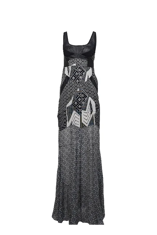 Shift Women Dress with a Simple and Classic Design for Everyday Wear Shift Women Dress with a Simple and Classic Design for Everyday Wear Diane von Furstenberg - Black & White Print Silk Dress w/ Leather Accents Sz 4 Shift Women Dress with a Simple and Classic Design for Everyday Wear Shift Women Dress with a Simple and Classic Design for Everyday Wear Diane von Furstenberg - Black & White Print Silk Dress w/ Leather Accents Sz 4