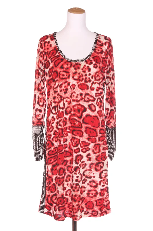 Sleeveless Women Dress in Bright Colors for Summer Parties Sleeveless Women Dress in Bright Colors for Summer Parties @EMGIRL - Stripe contrast leopard print dress! 12 Sleeveless Women Dress in Bright Colors for Summer Parties Sleeveless Women Dress in Bright Colors for Summer Parties @EMGIRL - Stripe contrast leopard print dress! 12
