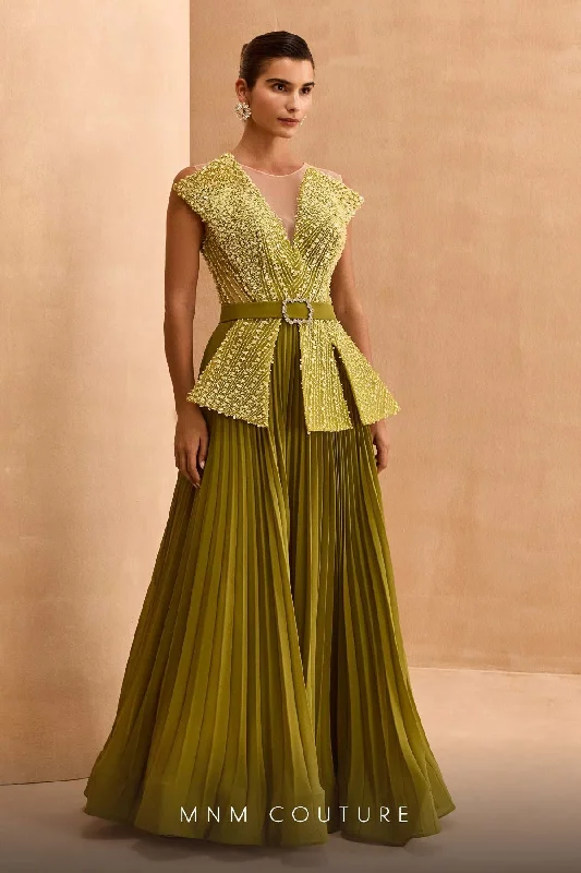 Pleated Women Dress with a Timeless and Elegant Texture Pleated Women Dress with a Timeless and Elegant Texture MNM Couture V07014 Pleated Women Dress with a Timeless and Elegant Texture Pleated Women Dress with a Timeless and Elegant Texture MNM Couture V07014