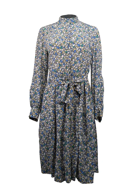 Plus Size Women Dress with a Flattering A - Line Cut for Comfort and Style Plus Size Women Dress with a Flattering A - Line Cut for Comfort and Style Weekend Max Mara - Blue, Ivory, Green & Yellow Floral Print Silk Dress Sz 8 Plus Size Women Dress with a Flattering A - Line Cut for Comfort and Style Plus Size Women Dress with a Flattering A - Line Cut for Comfort and Style Weekend Max Mara - Blue, Ivory, Green & Yellow Floral Print Silk Dress Sz 8