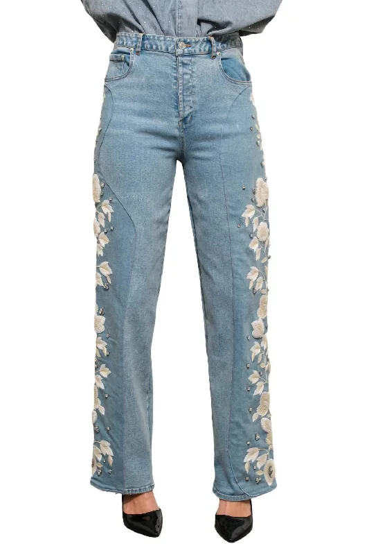 Women's cotton jogger pants Acid - wash women jeans with a retro finish Floral Embellished Denim Jeans In Blue Women's cotton jogger pants Acid - wash women jeans with a retro finish Floral Embellished Denim Jeans In Blue
