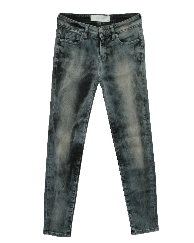Women's pants with thermal lining Wide - leg women jeans for a modern and relaxed vibe Iro Acid-Washed Jeans in Blue Cotton Women's pants with thermal lining Wide - leg women jeans for a modern and relaxed vibe Iro Acid-Washed Jeans in Blue Cotton