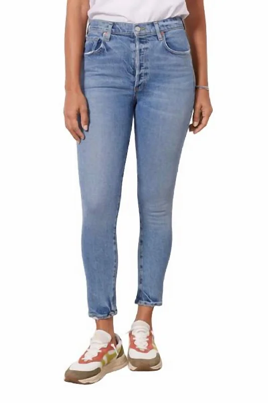 Women's printed floral pants High - waisted women jeans for a flattering silhouette Nico High Rise Slim Jeans In Blame Women's printed floral pants High - waisted women jeans for a flattering silhouette Nico High Rise Slim Jeans In Blame