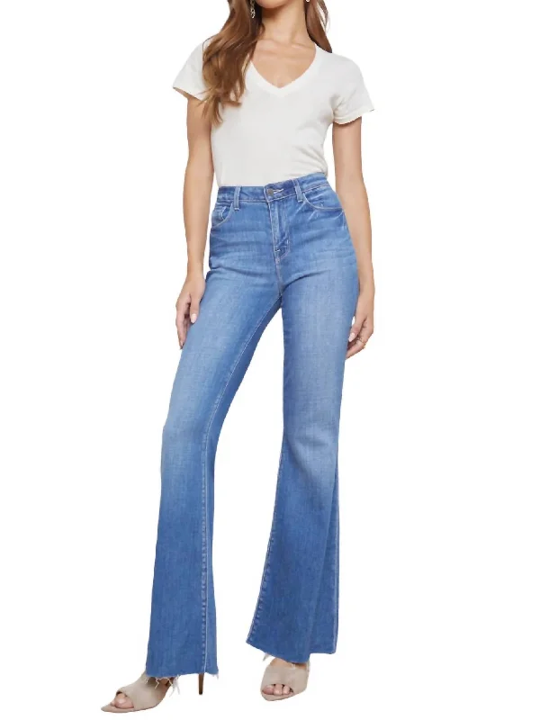 Women's velvet party pants Embellished women jeans with studs or rhinestones for a glamorous touch Sera Sneaker Flare Jeans In Bordello Women's velvet party pants Embellished women jeans with studs or rhinestones for a glamorous touch Sera Sneaker Flare Jeans In Bordello