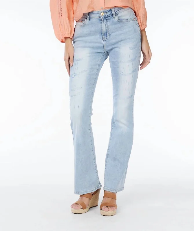 Women's corduroy fall pants Dark - wash women jeans for a sophisticated and slimming effect Stick To It Flare Jeans In Light Wash Women's corduroy fall pants Dark - wash women jeans for a sophisticated and slimming effect Stick To It Flare Jeans In Light Wash