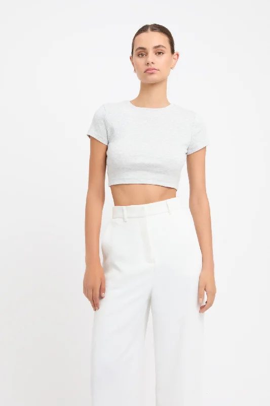 Tie - Front Women's Crop Top in Orange for a Playful and Adjustable FitAlana Crop