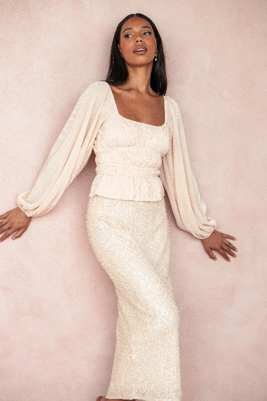 Sequin - Embellished Women's Crop Top in Black for a Glamorous Party LookCeppia Plisse Top - Light Peach Sequin - Embellished Women's Crop Top in Black for a Glamorous Party LookCeppia Plisse Top - Light Peach