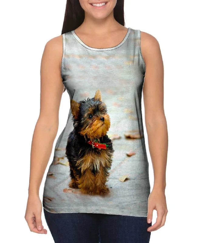 Plunge Neck Women's Seamless Tank Tops for a Smooth FitCurious Yorkie Puppy