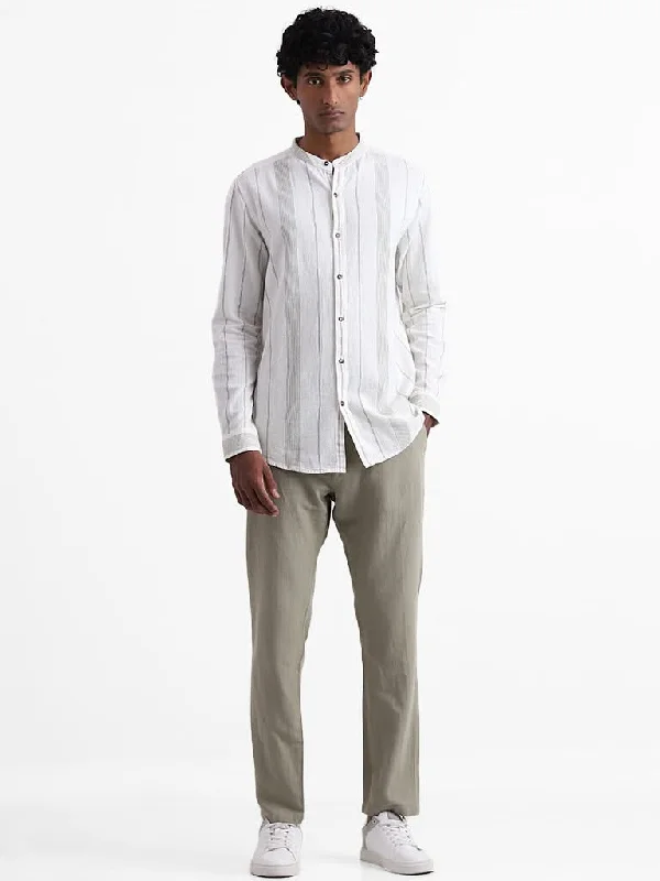 ETA Sage Solid Slim-Fit Mid-Rise Blended Linen Blended Linen Chinos