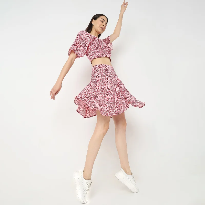 Plus Size Women Shorts with a Comfortable and Stylish FitFlare Fit Floral Mid Rise Skirts Plus Size Women Shorts with a Comfortable and Stylish FitFlare Fit Floral Mid Rise Skirts