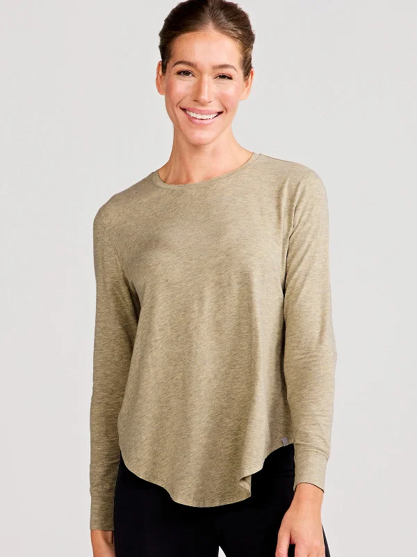 Lightweight Women Long Sleeve Top for Spring and AutumnLongline Long Sleeve T-Shirt