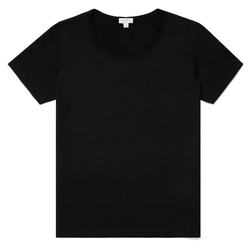 Hand - wash only polo shirt with delicate embroiderySunspel Womens Scoop T-Shirt Black Hand - wash only polo shirt with delicate embroiderySunspel Womens Scoop T-Shirt Black